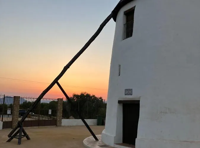 Nyaraló South
